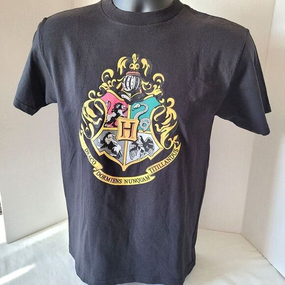 Harry Potter Hogwarts Crest Youth T-Shirt - Size Medium Unisex - Black - Picture 4 of 9